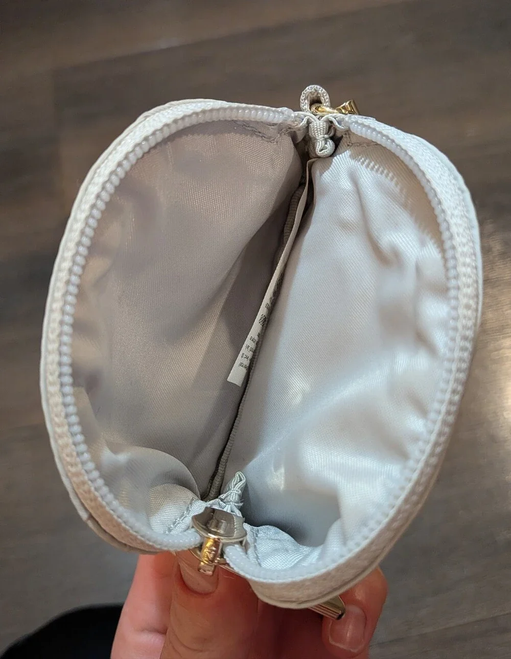 Lululemon coin pouch keychain